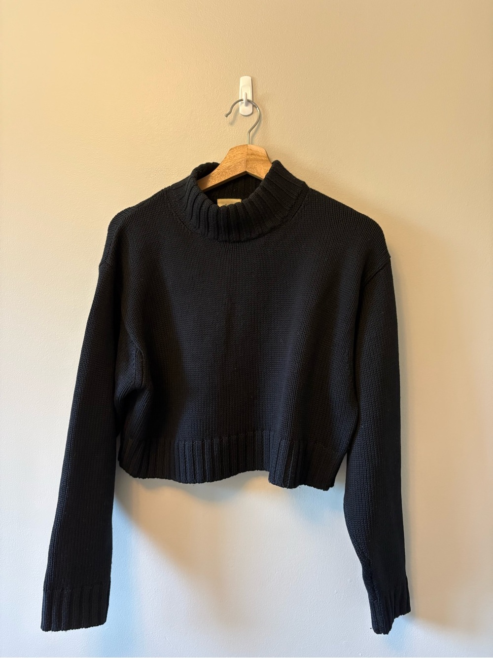 Aritzia Wilfred Marino Wool Sweater